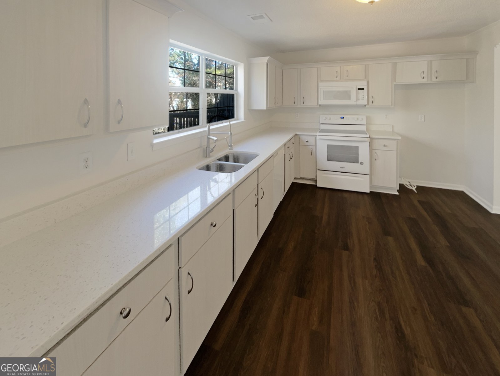 5037 Bell Drive Smyrna - 18