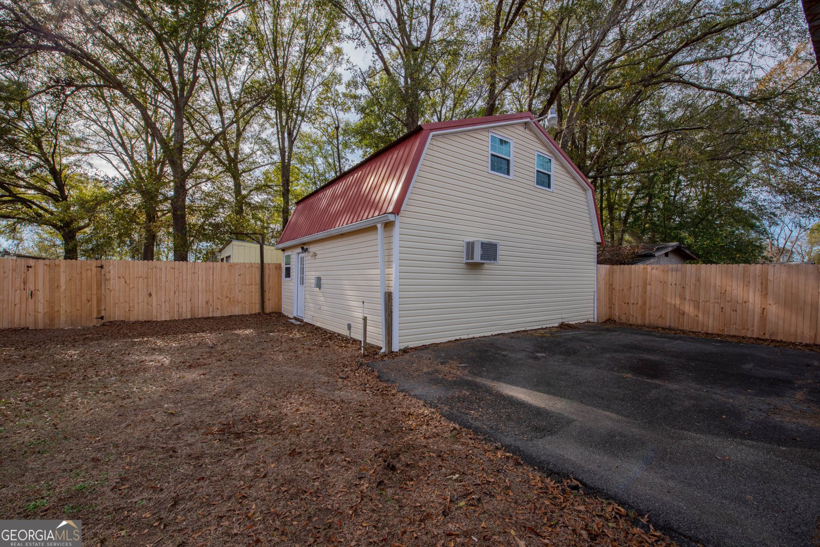 9 Friar Tuck Road Reynolds - 11