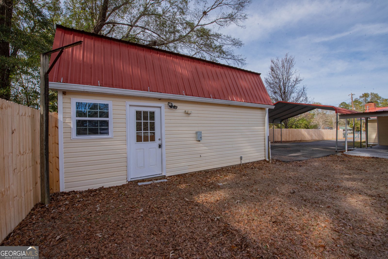 9 Friar Tuck Road Reynolds - 12