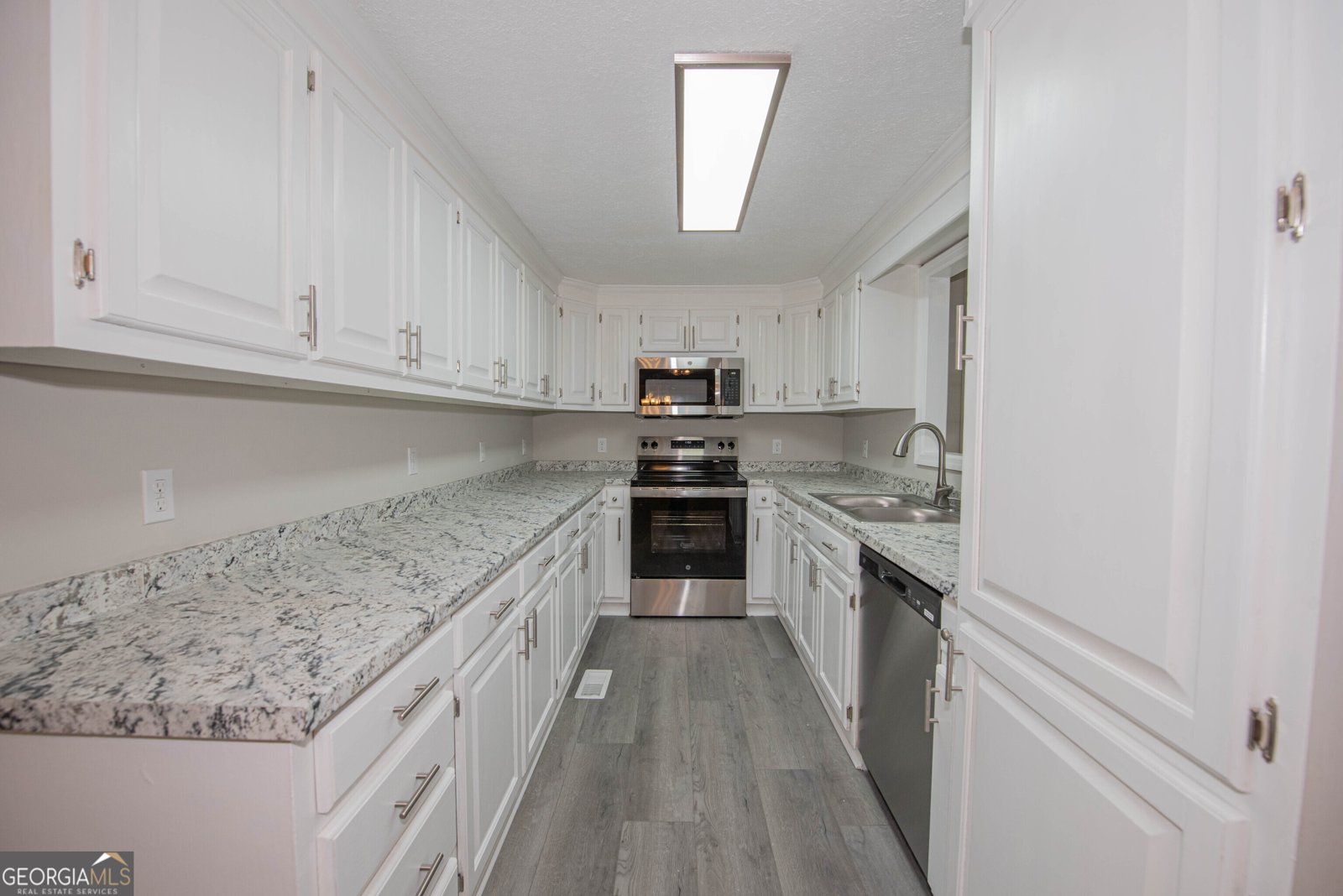 9 Friar Tuck Road Reynolds - 26