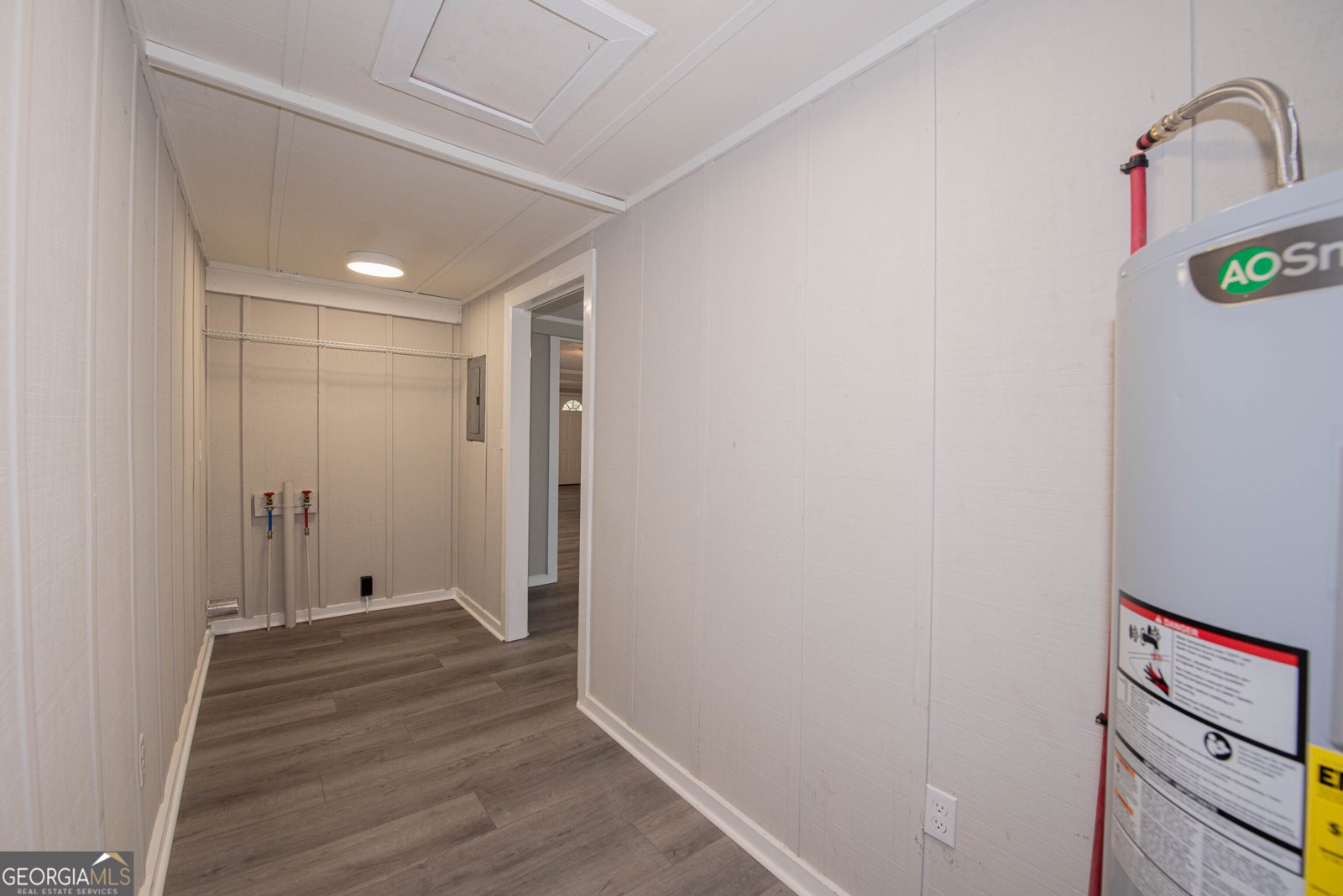 9 Friar Tuck Road Reynolds - 33