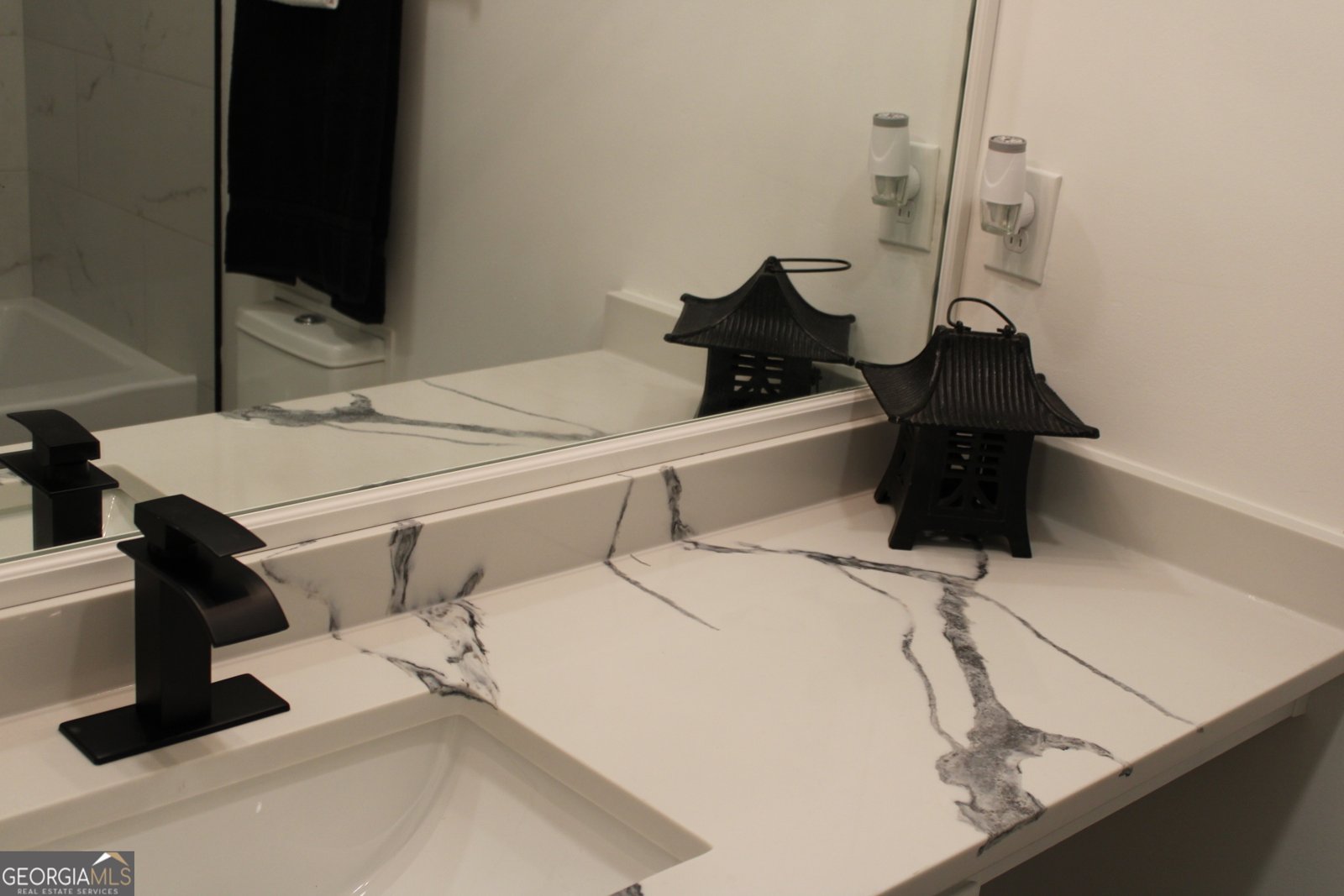 3389 Lochness Lane Powder Springs - 11