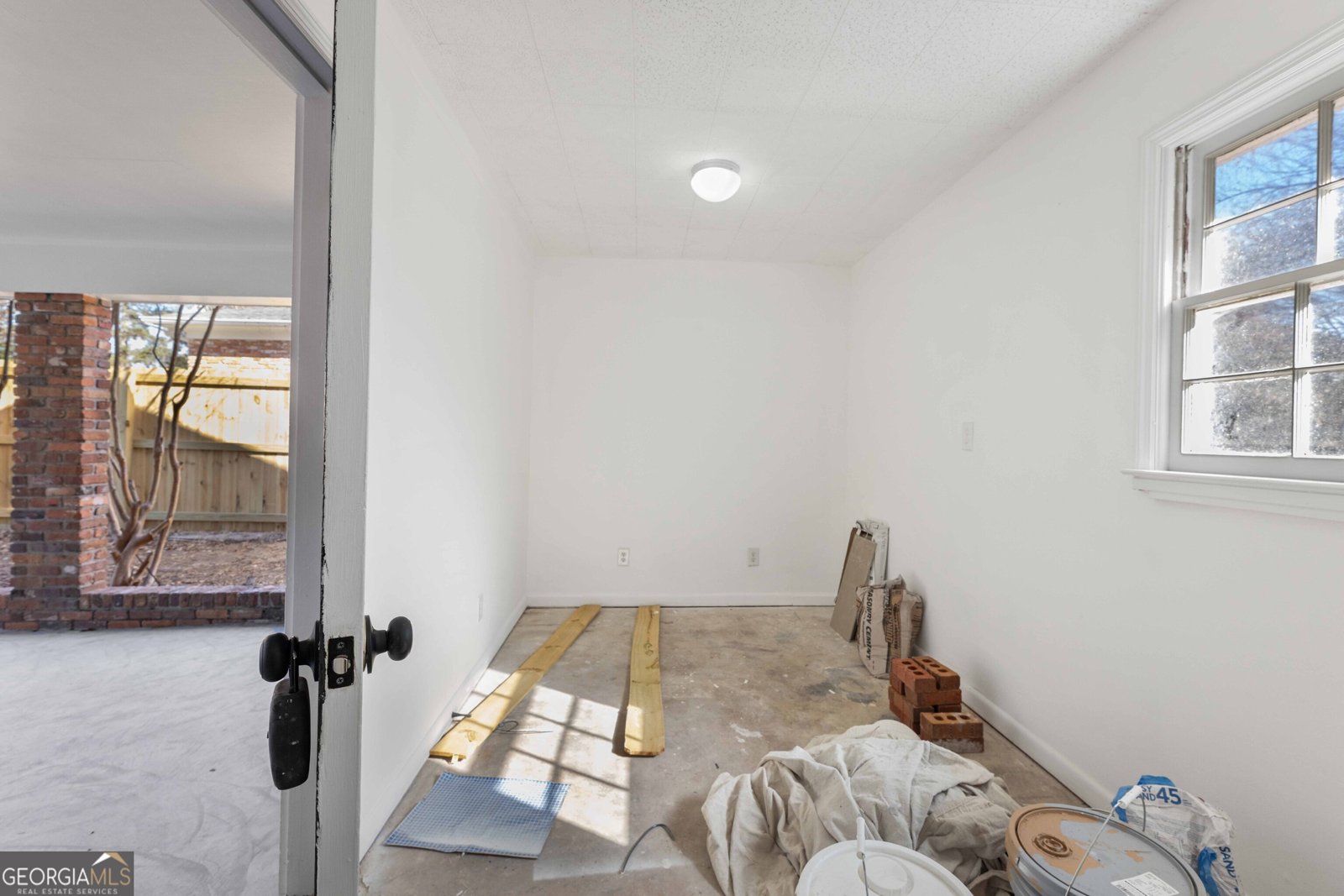 6002 Canterbury Drive Columbus - 24