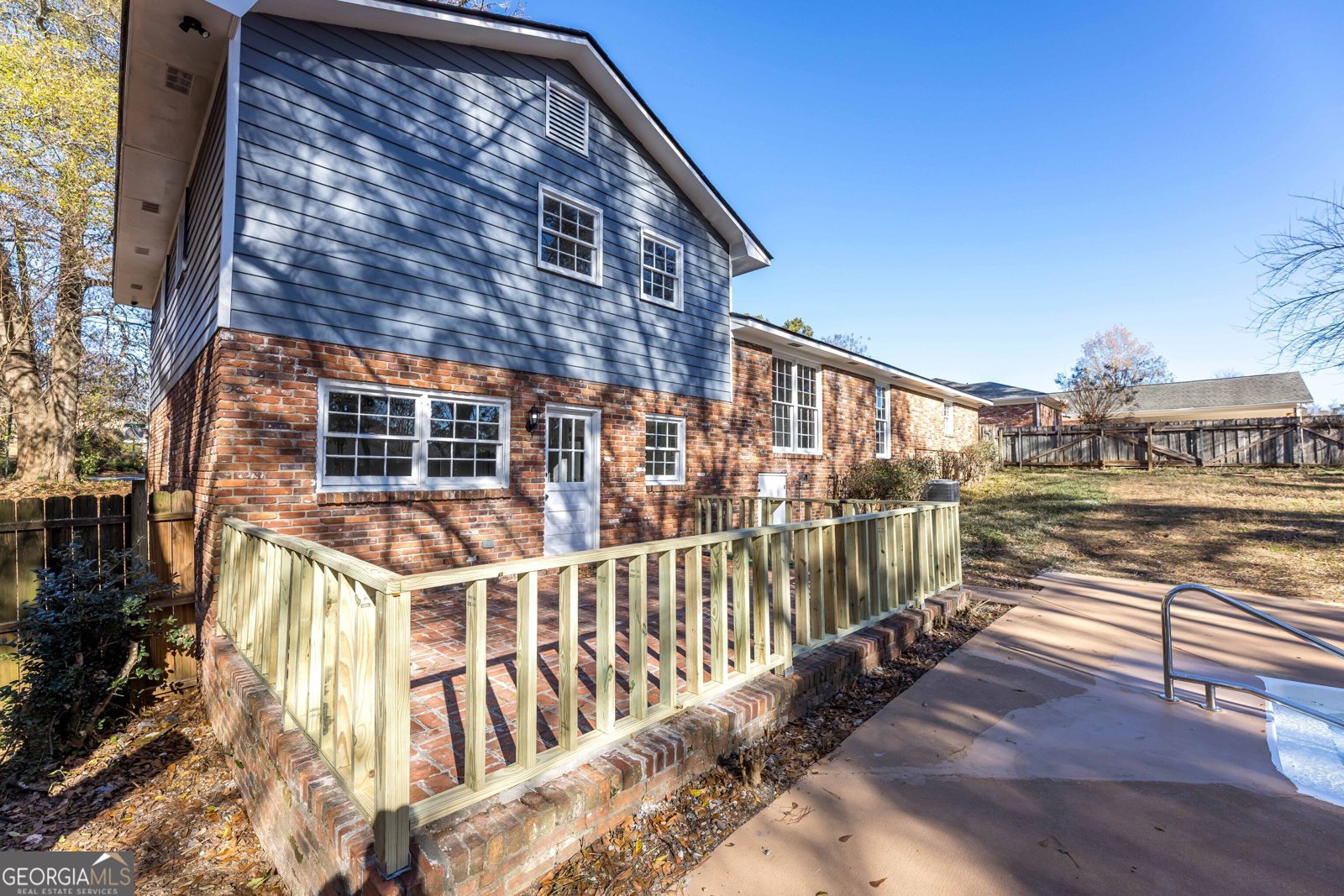 6002 Canterbury Drive Columbus - 36