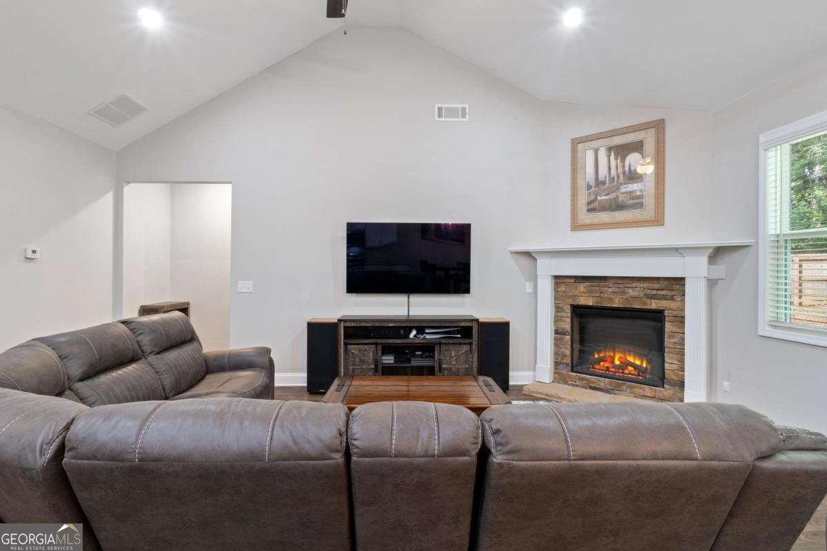 245 Hospital Road Commerce - 15