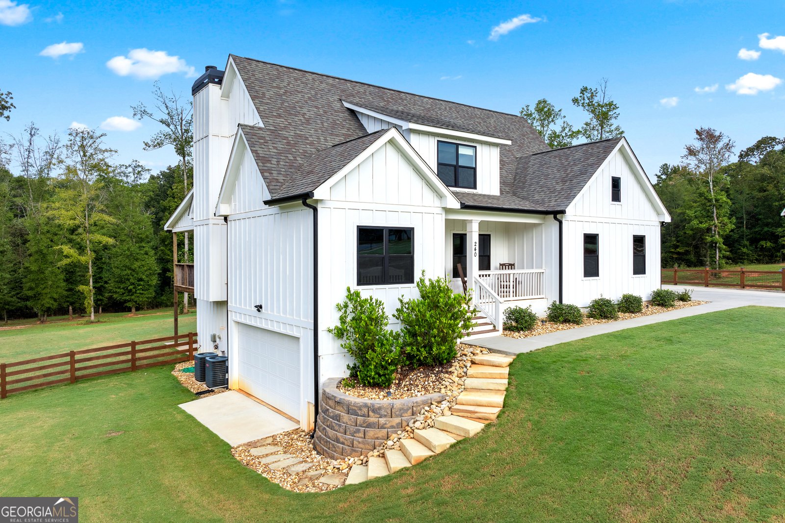 240 Oakwood Drive Commerce - 3