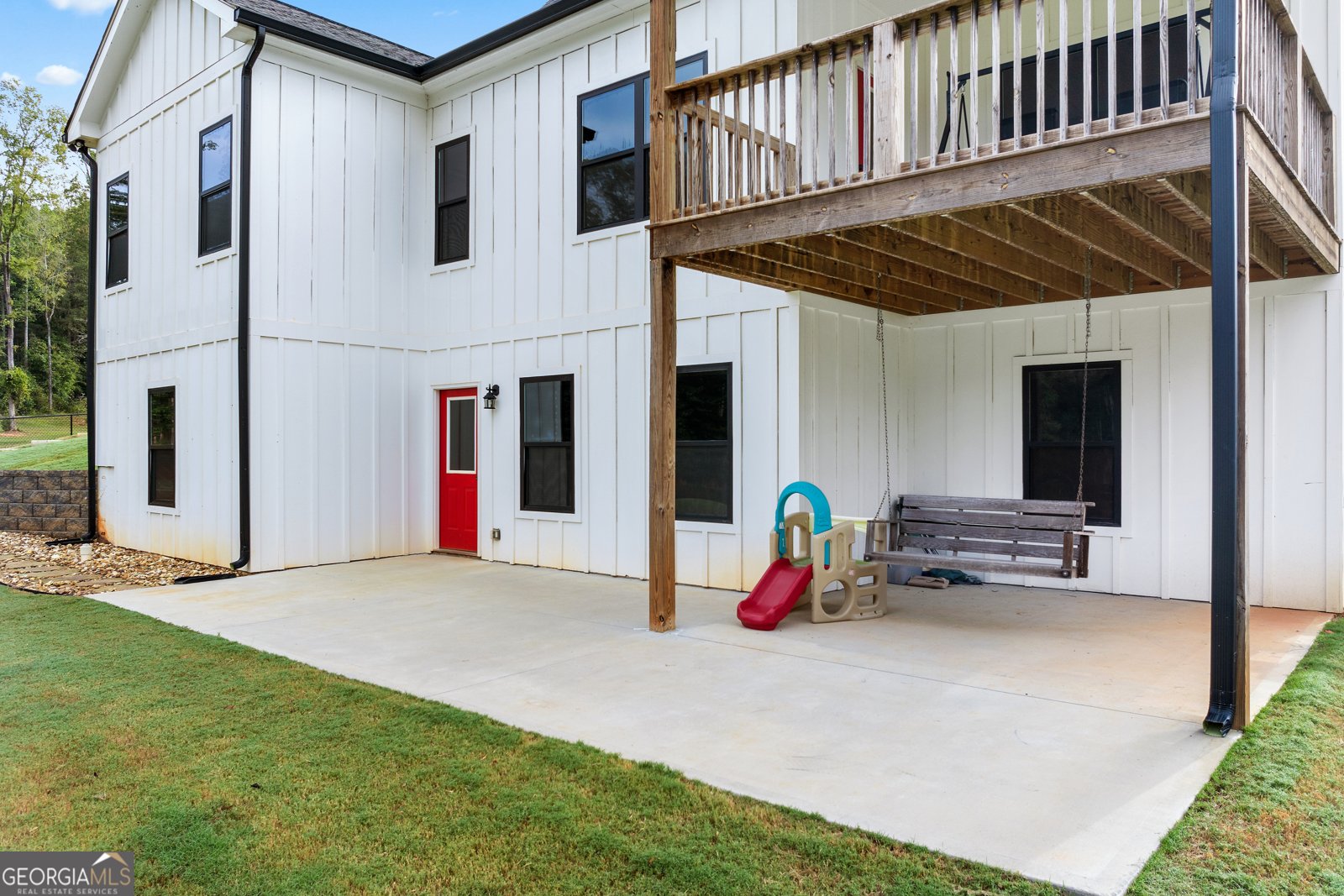 240 Oakwood Drive Commerce - 43