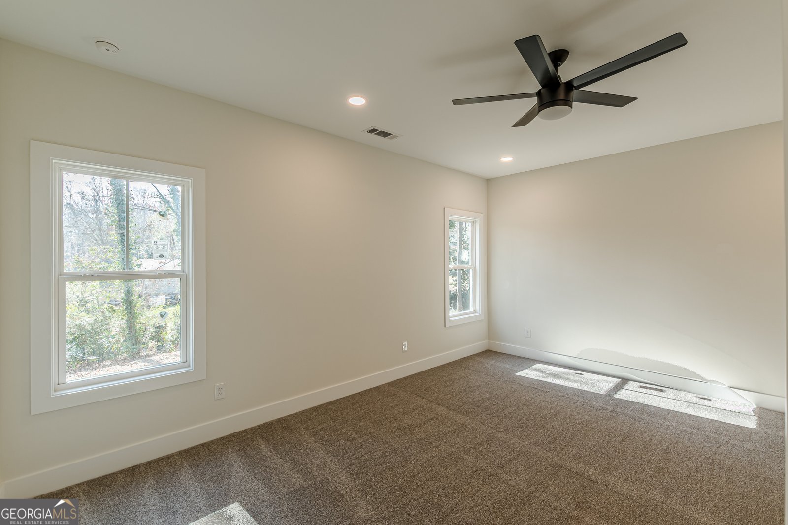 5545 Woodland Drive Douglasville - 25