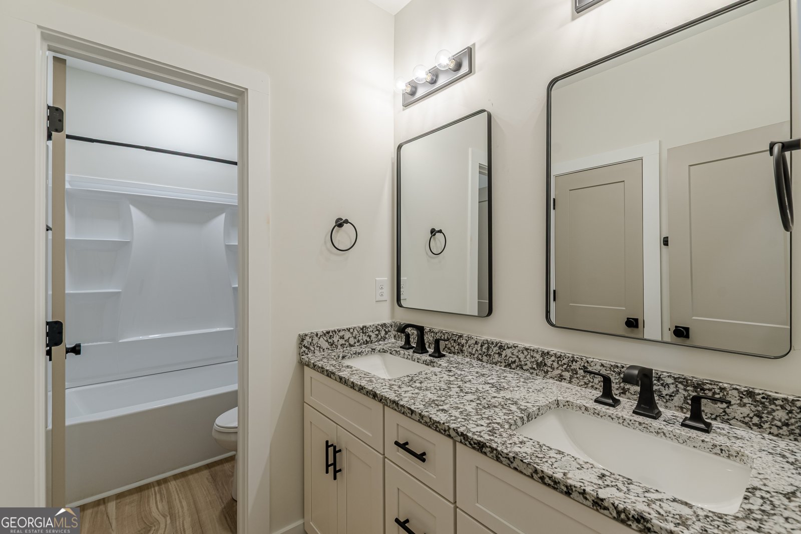 5545 Woodland Drive Douglasville - 32