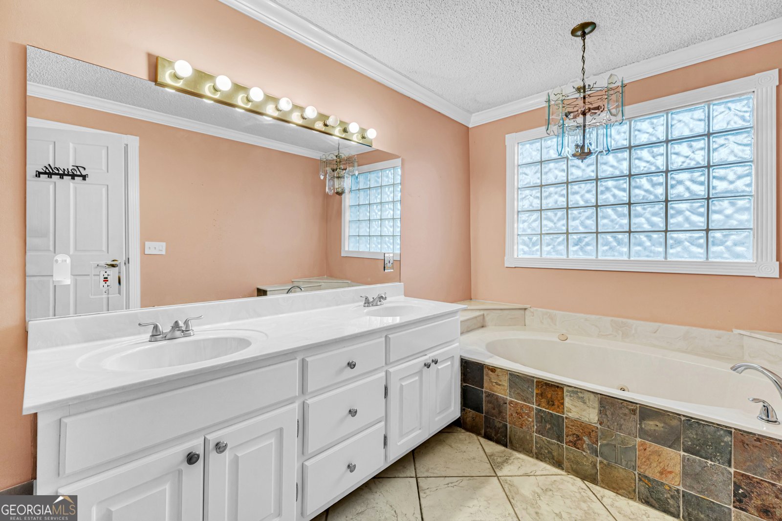 904 Main Street Hogansville - 36