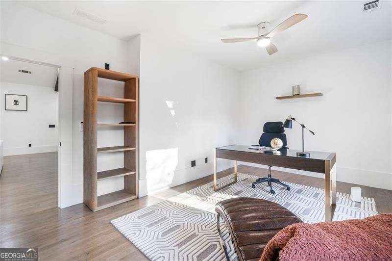 507 Karen Lane Woodstock - 30