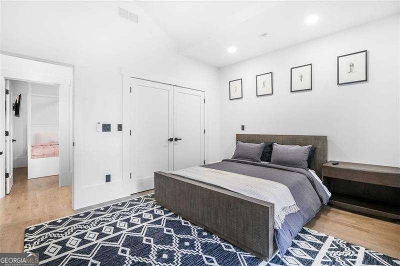 507 Karen Lane Woodstock - 48