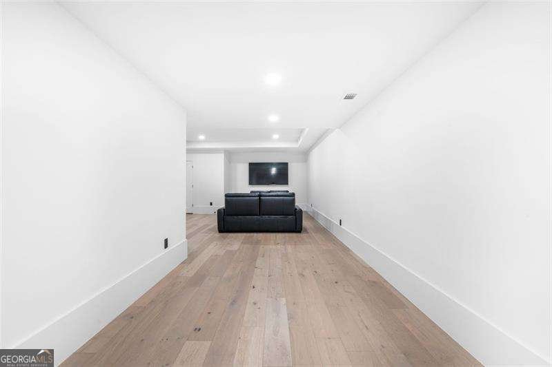 507 Karen Lane Woodstock - 77