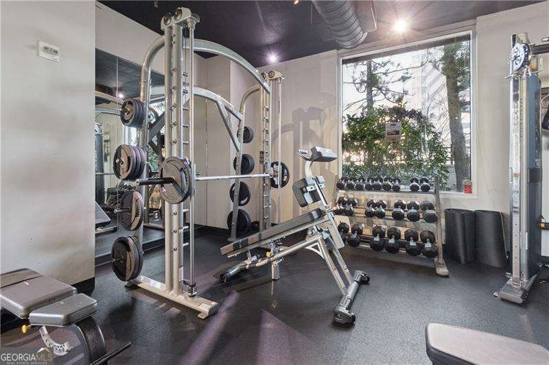 3324 Peachtree Road Atlanta - 35