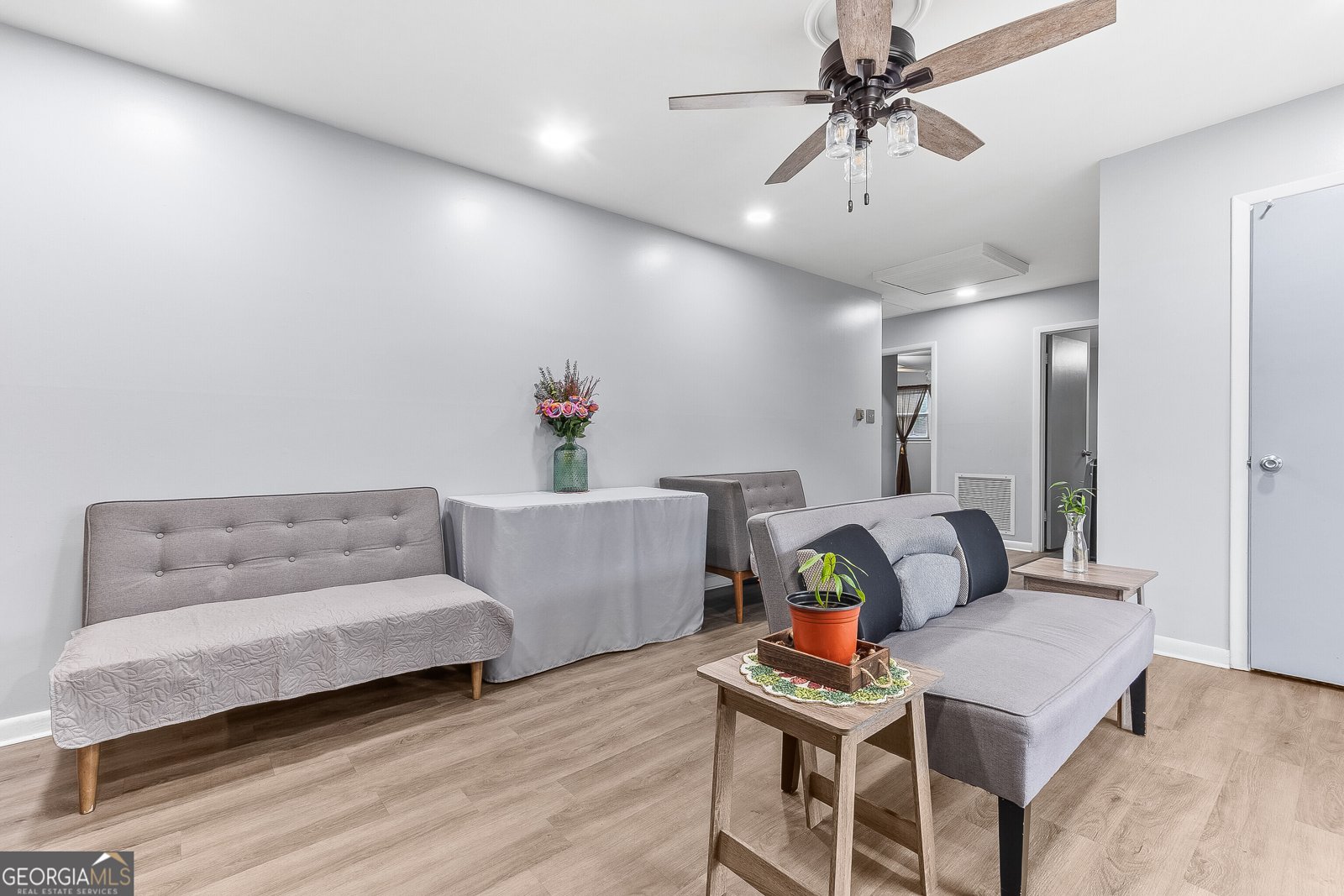 121 Crestwood Road Warner Robins - 27