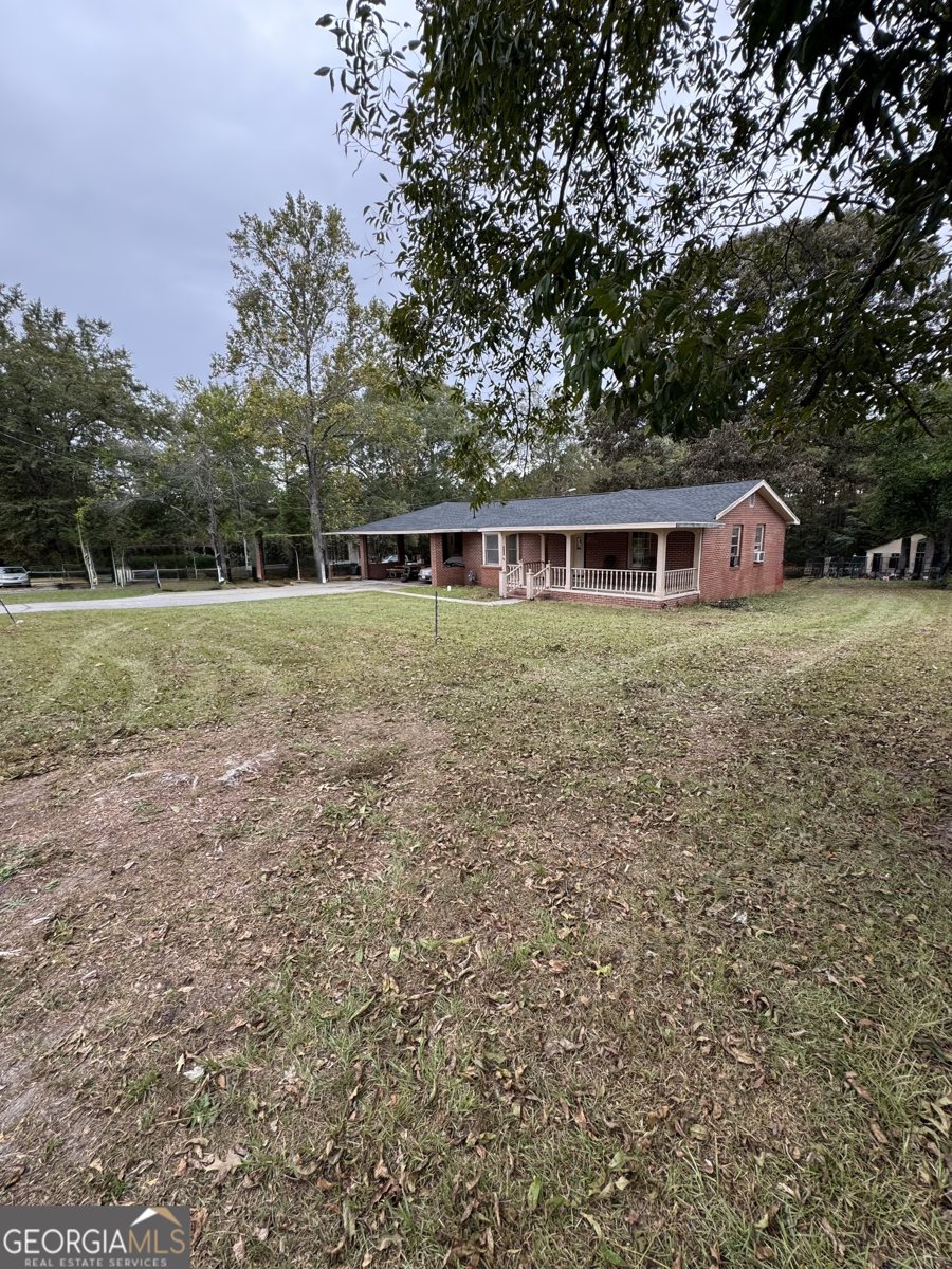 121 Elm Street Gordon - 2