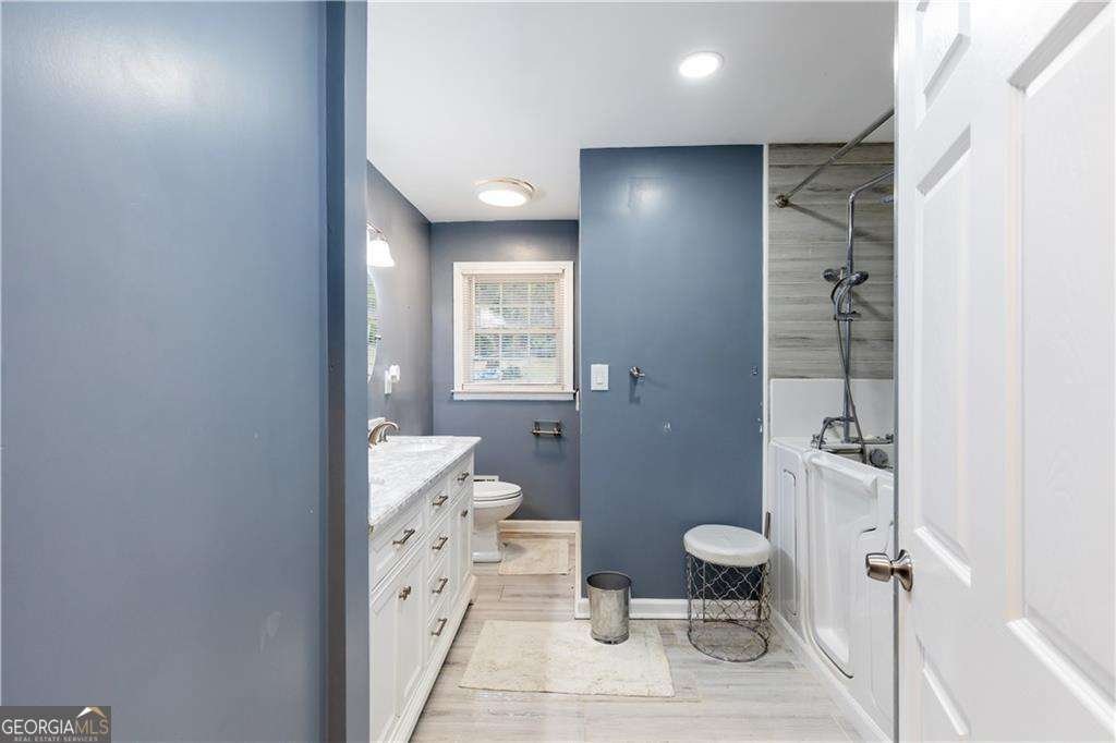 974 Laurelmont Drive Atlanta - 13