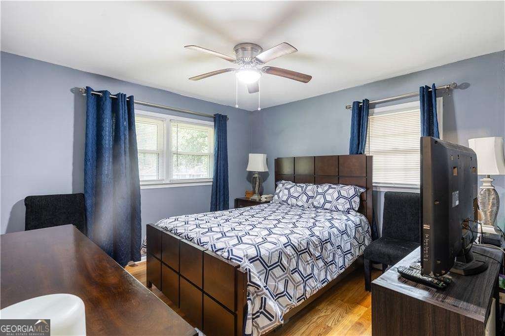 974 Laurelmont Drive Atlanta - 22