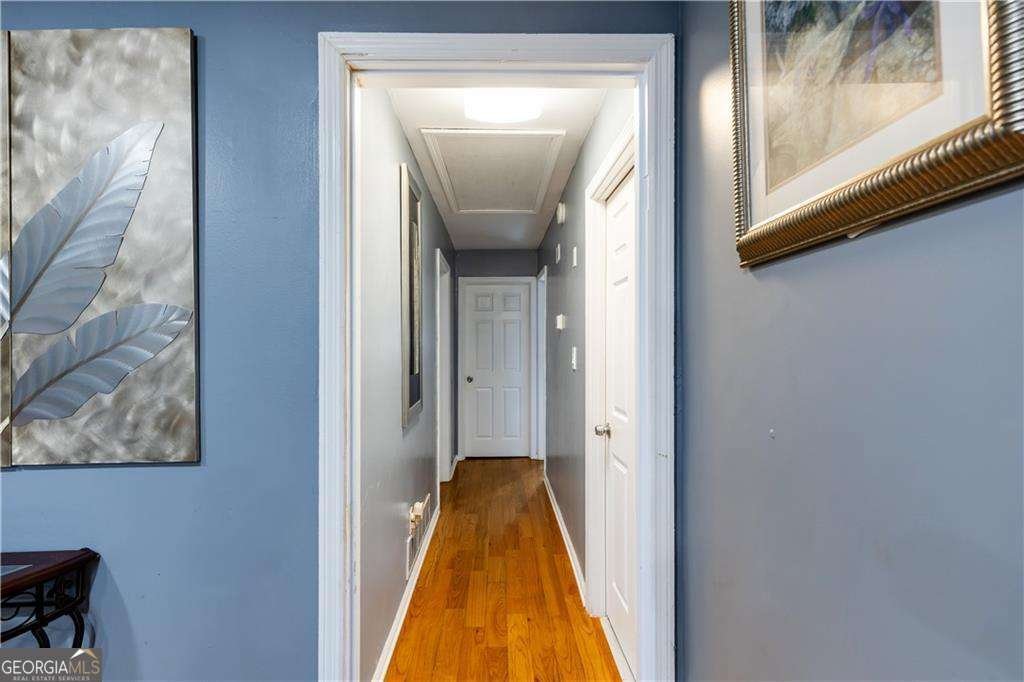 974 Laurelmont Drive Atlanta - 23