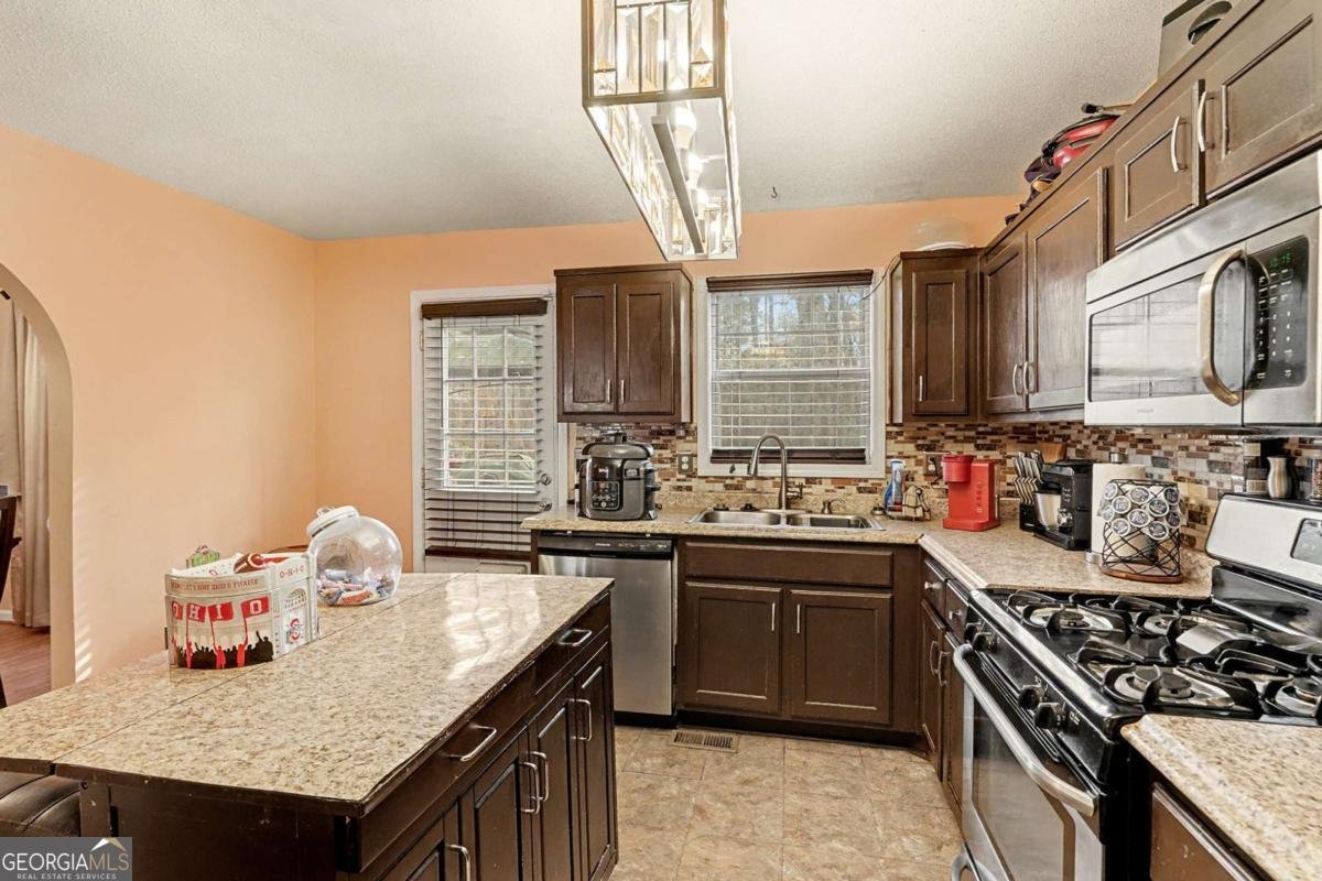 3282 Eloise Drive Powder Springs - 12