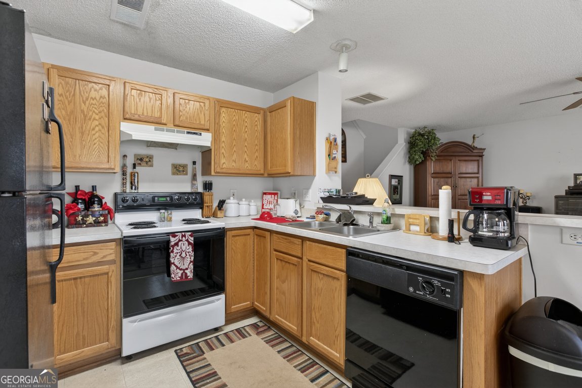 284 Cottonwood Creek Circle Canton - 20