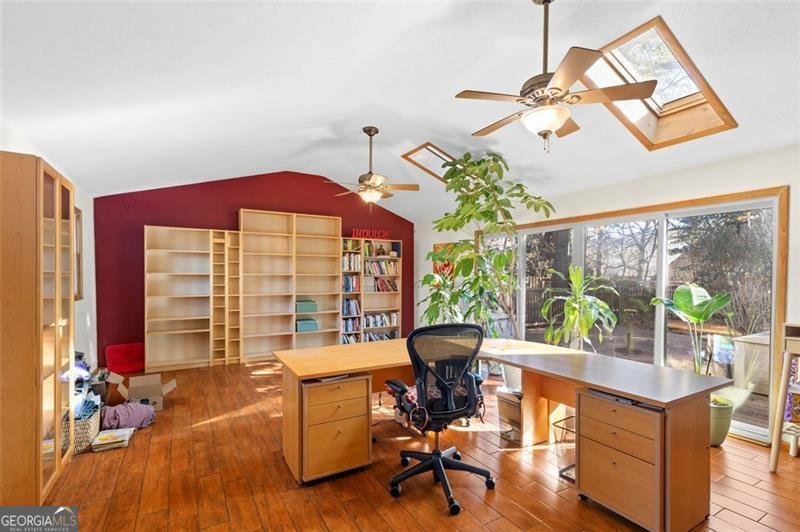 2678 HUMMINGBIRD Duluth - 36