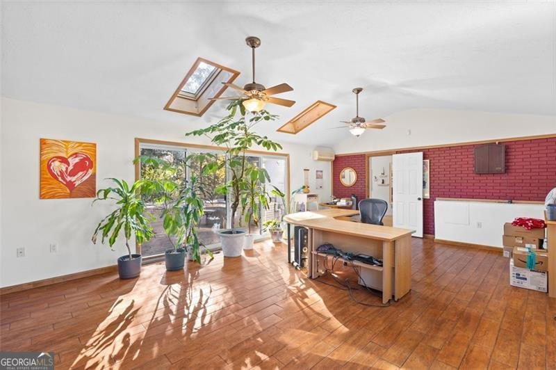 2678 HUMMINGBIRD Duluth - 37