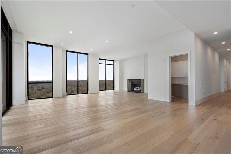 2425 Peachtree Road Atlanta - 17