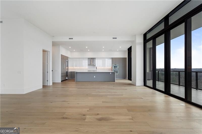 2425 Peachtree Road Atlanta - 24