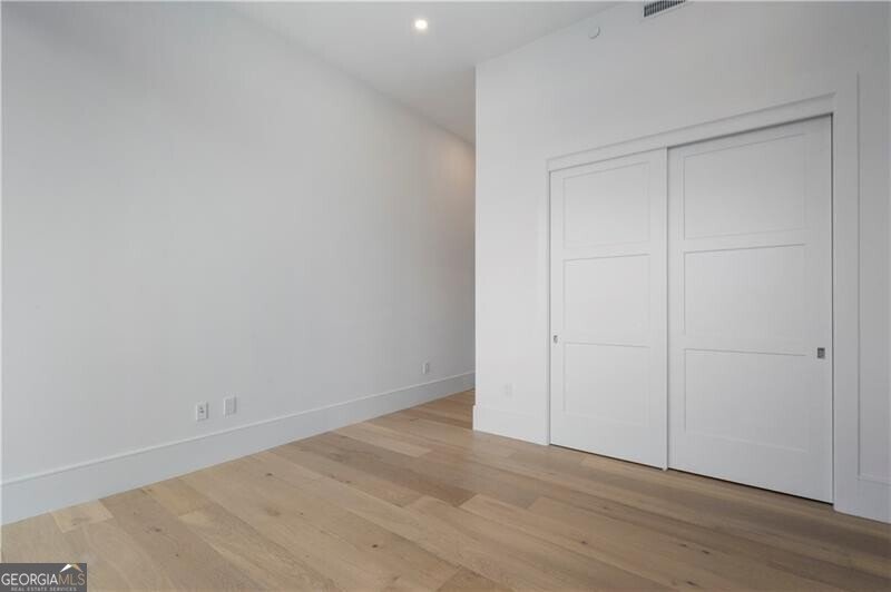 2425 Peachtree Road Atlanta - 39