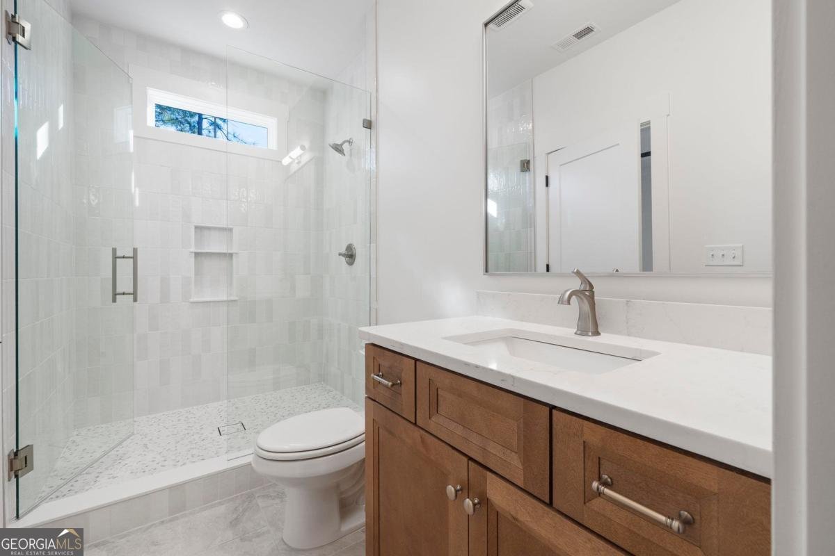 1211 Turnberry Circle Greensboro - 29