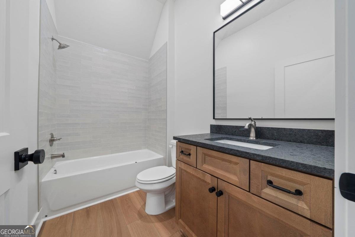 1211 Turnberry Circle Greensboro - 40