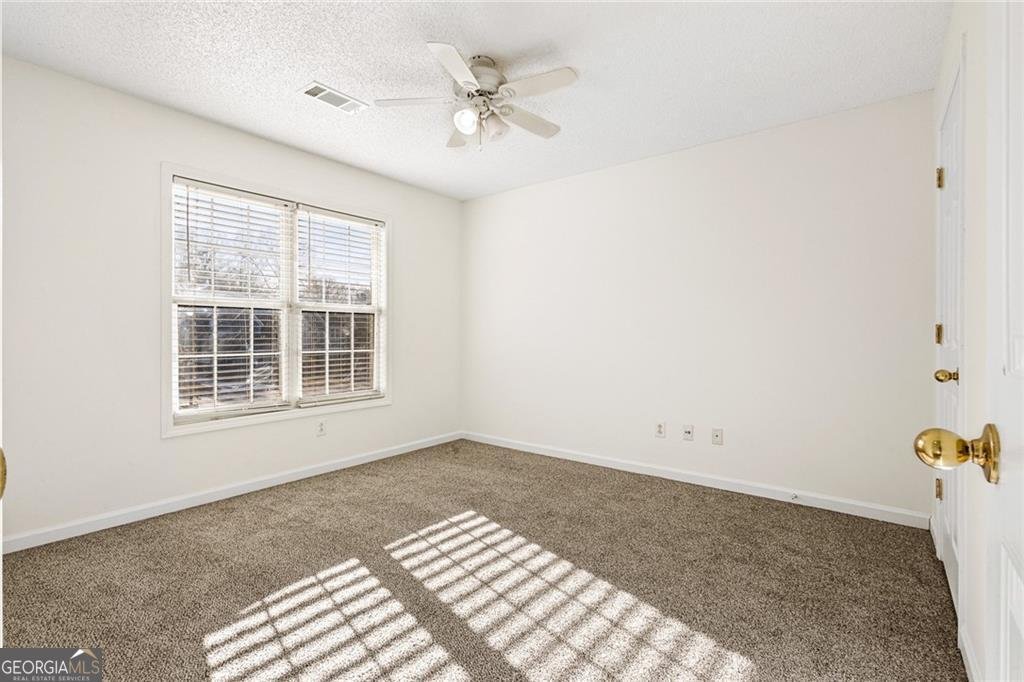 215 Shoreline Drive Fayetteville - 17