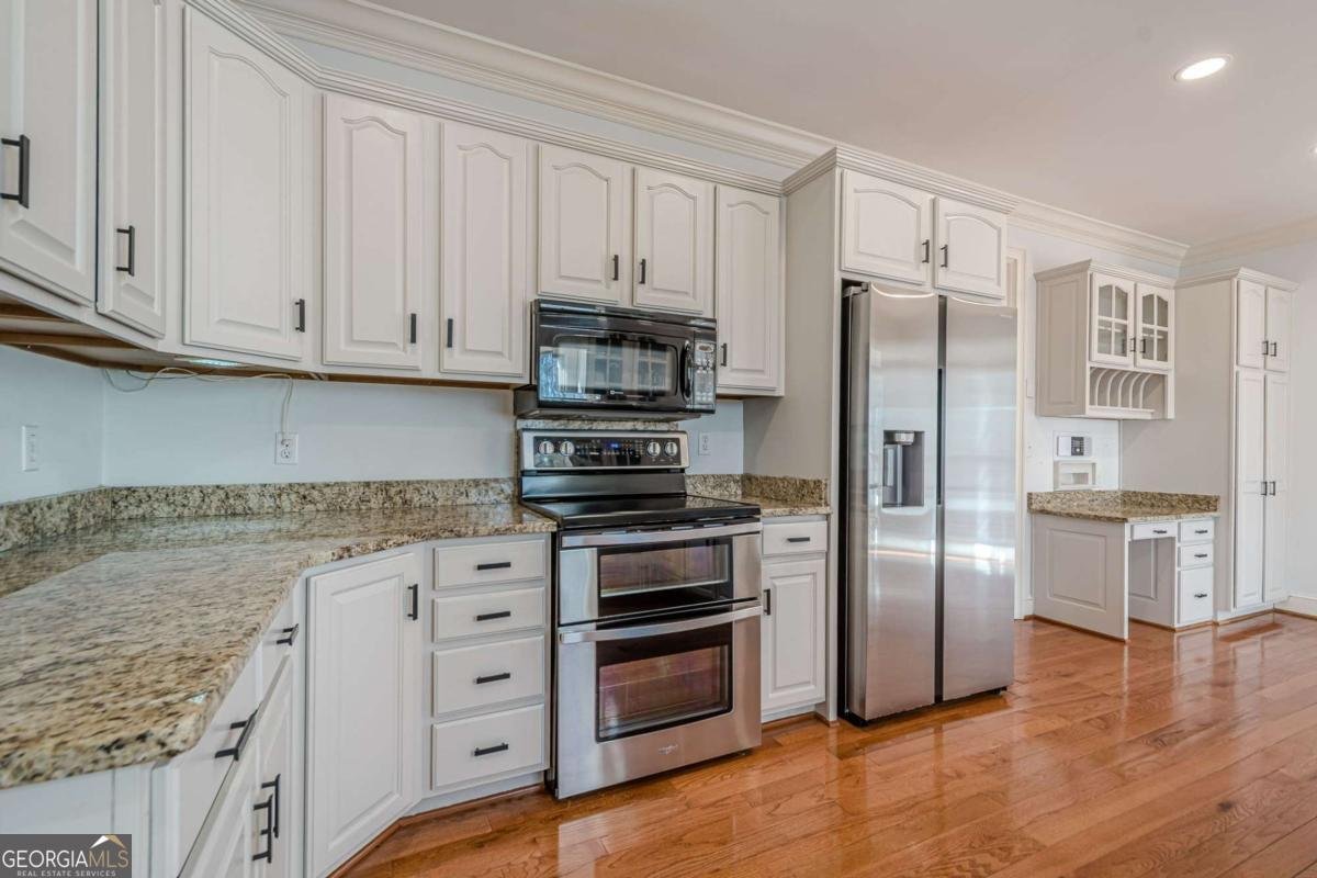 34 Johnston Row Cartersville - 36