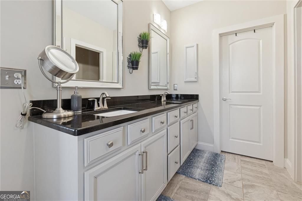 815 Paden Street Woodstock - 16