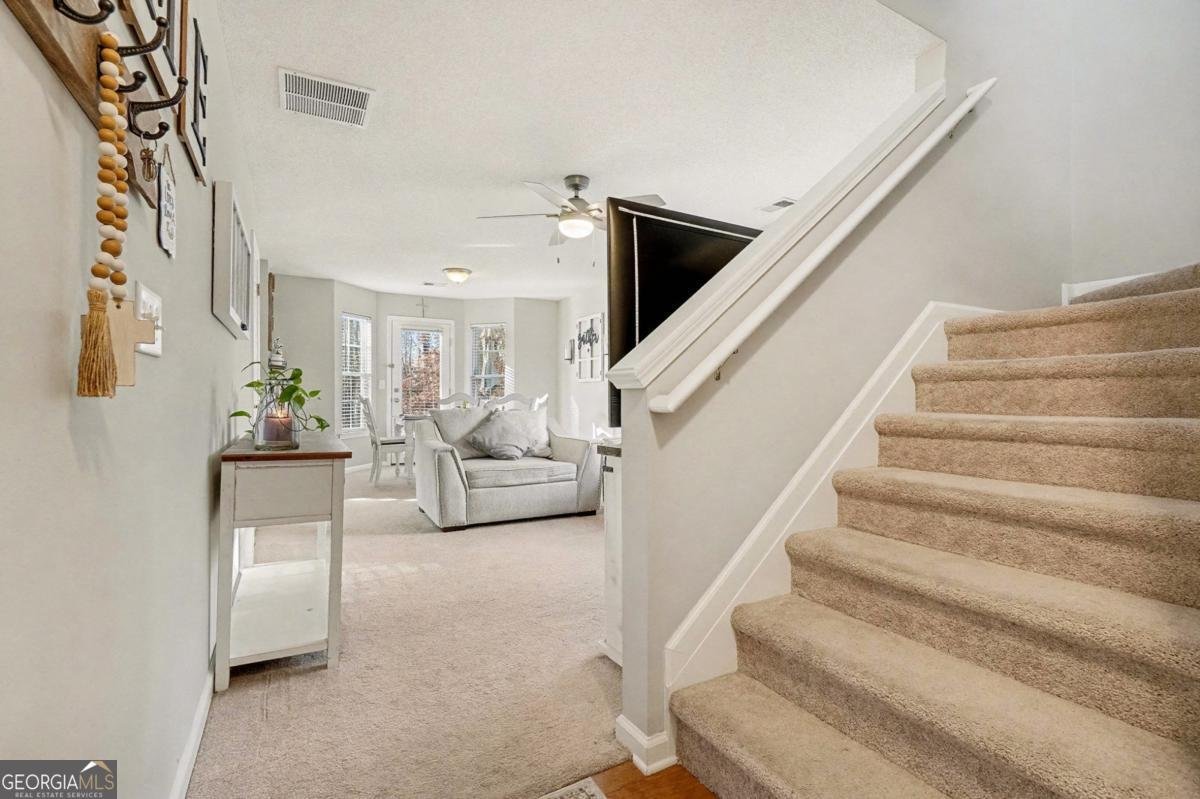 262 Fox Creek Boulevard Woodstock - 2