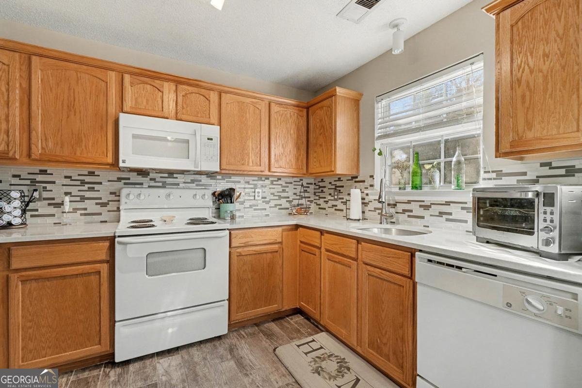 262 Fox Creek Boulevard Woodstock - 7