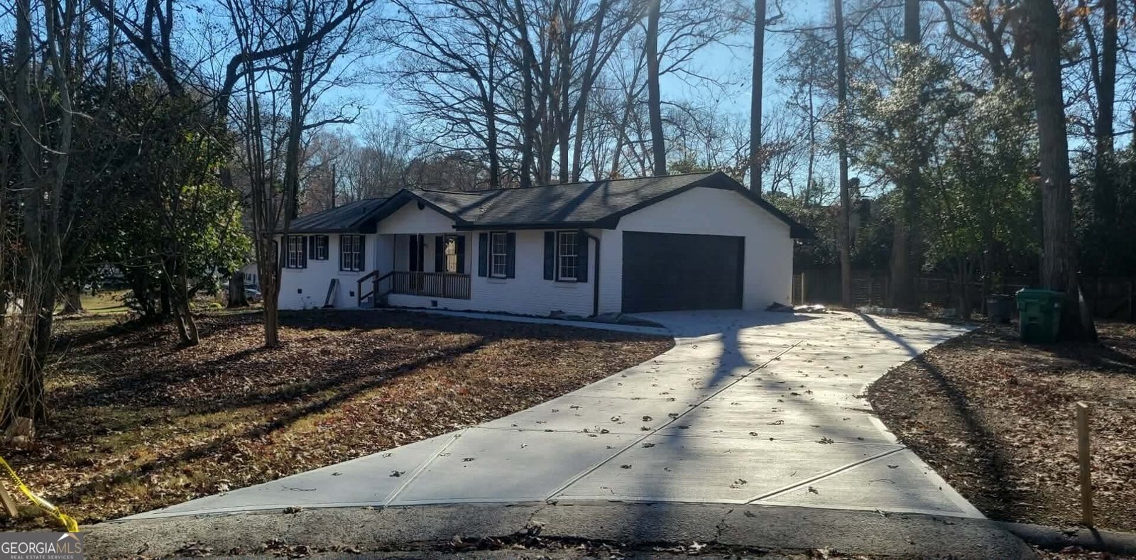 841 Woods Court Lawrenceville - main photo