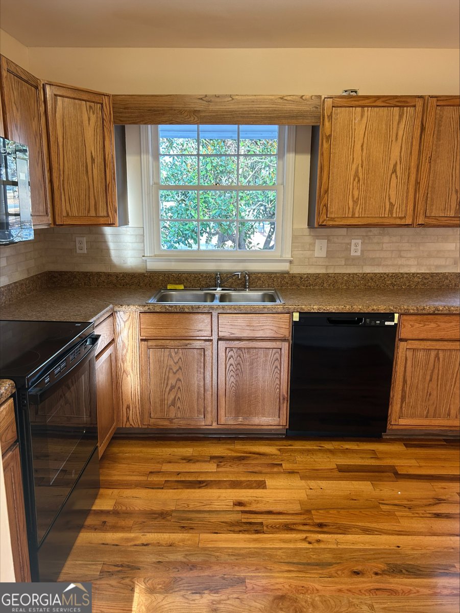 841 Woods Court Lawrenceville - Photo 12