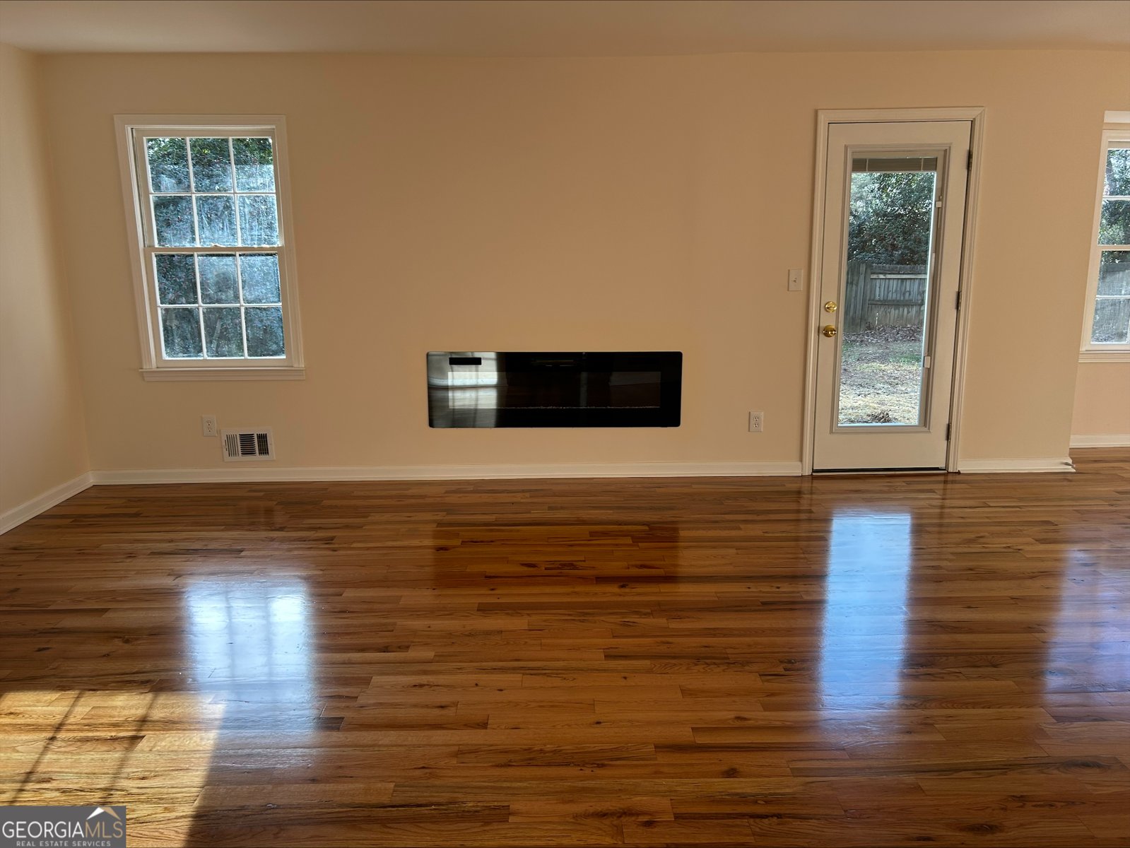 841 Woods Court Lawrenceville - Photo 8