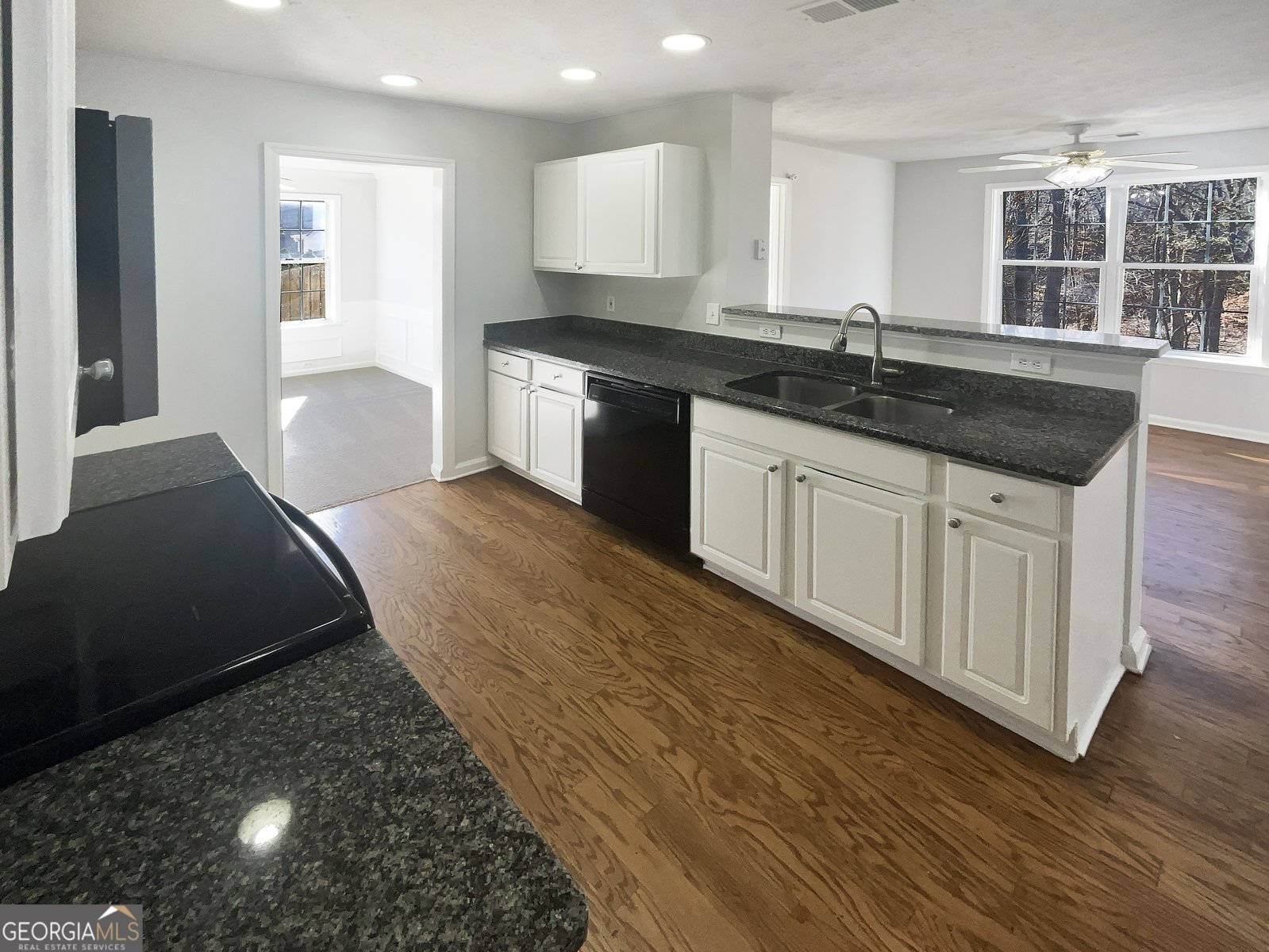 3823 Mast Court Kennesaw - 2