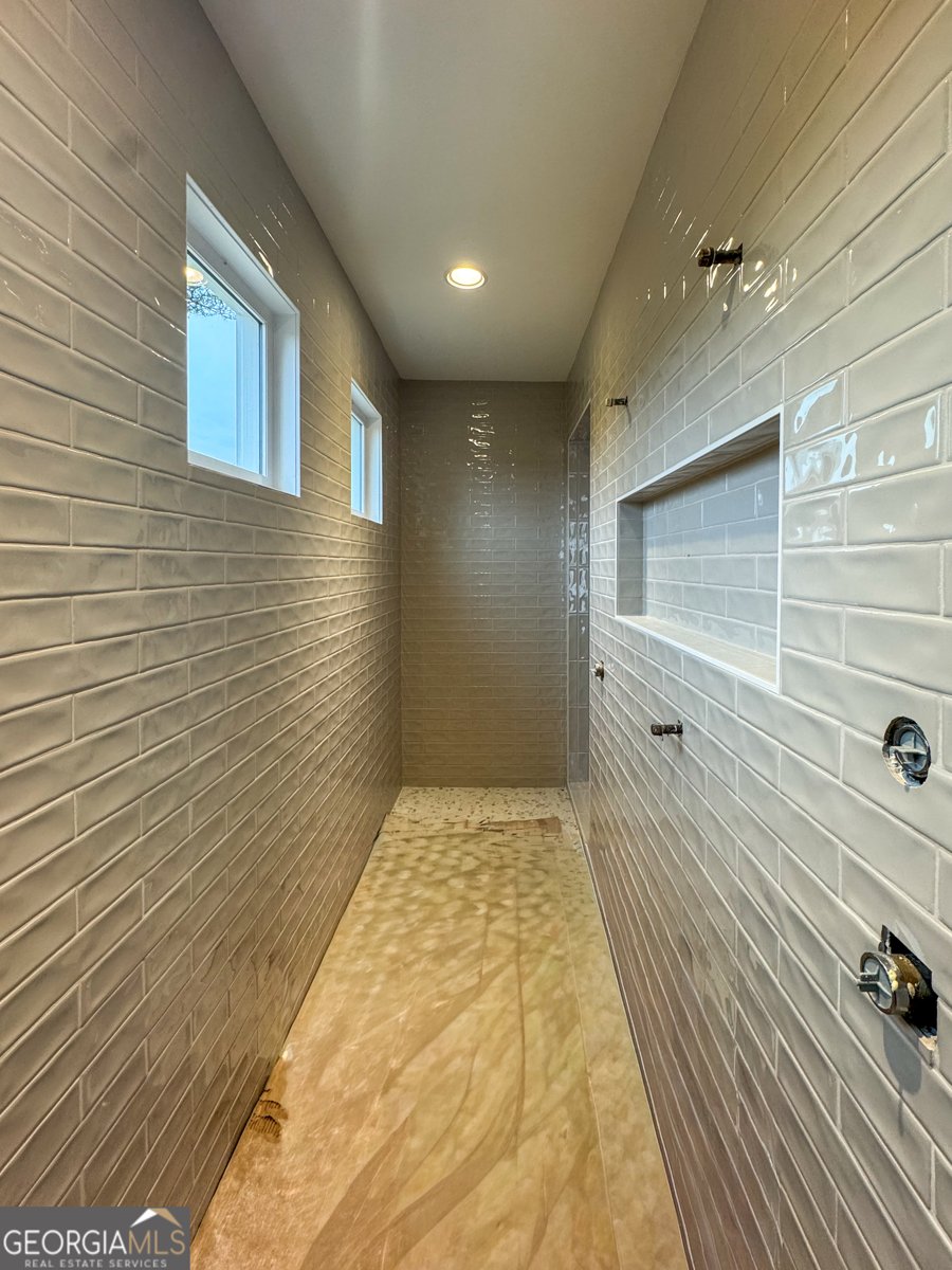 102 King Street Roswell - 4