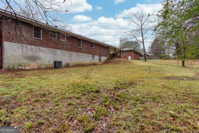 1808 Elmwood Drive Austell - 27