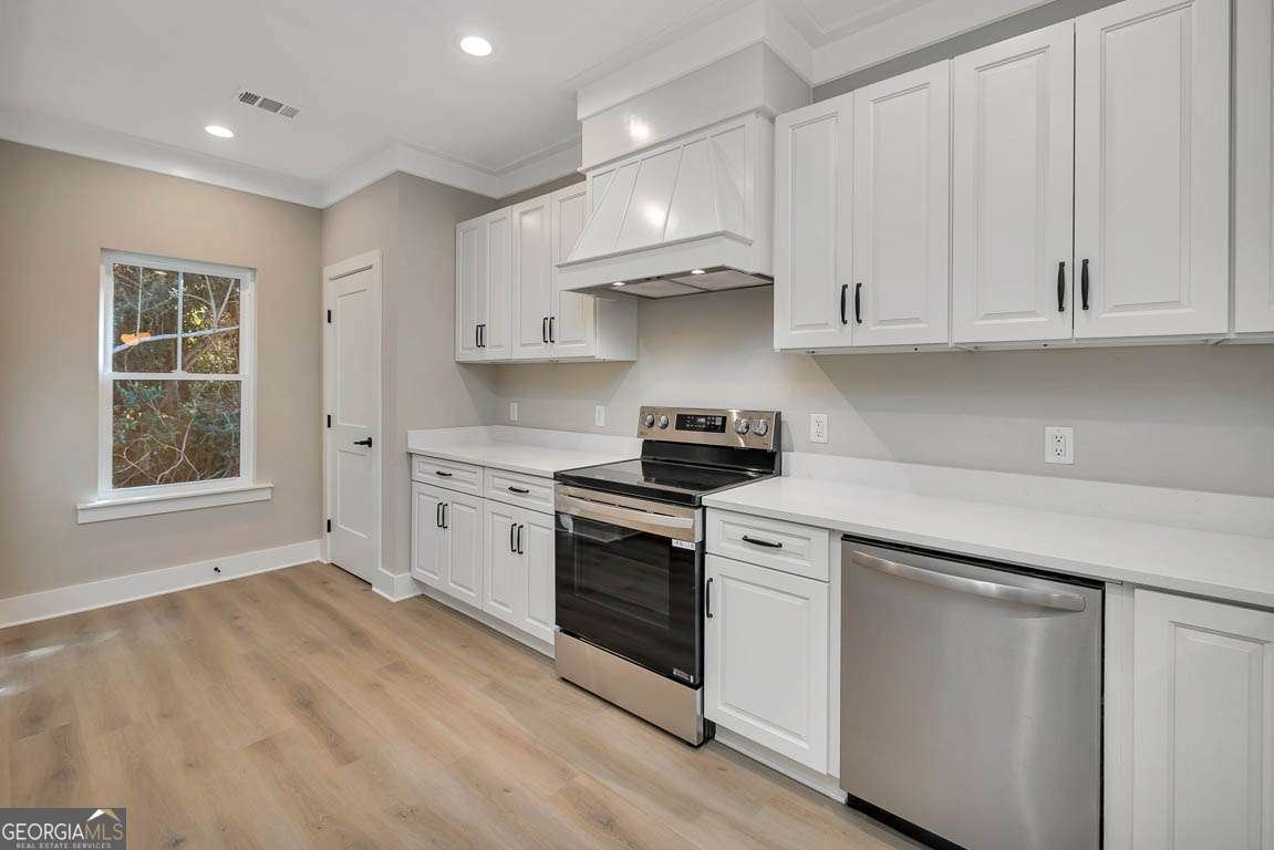 505 Madison Street Darien - 5