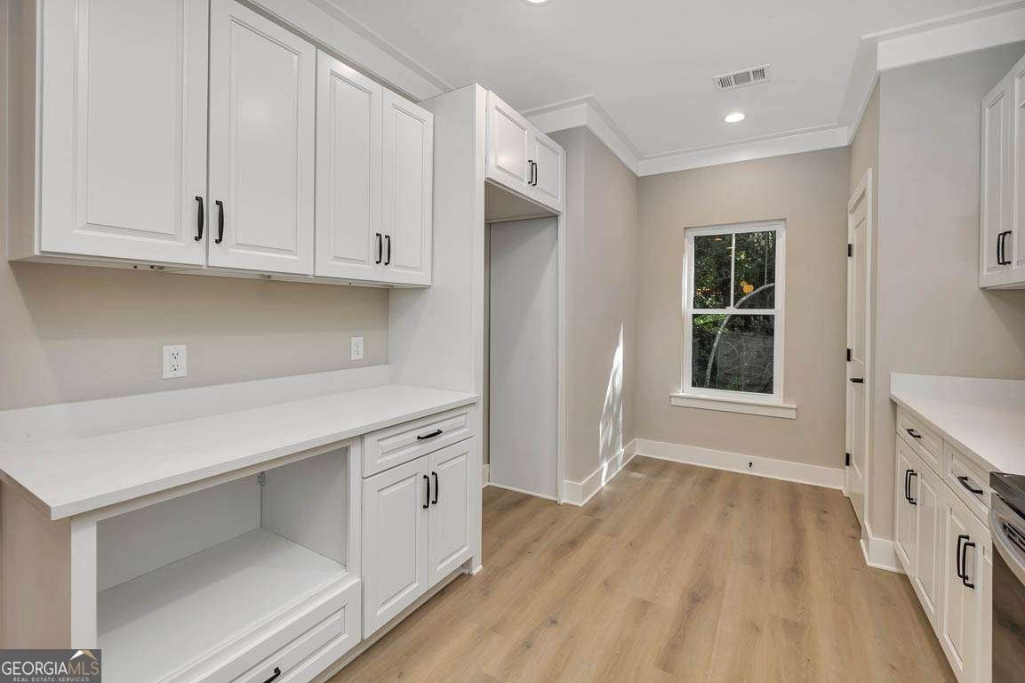 505 Madison Street Darien - 7