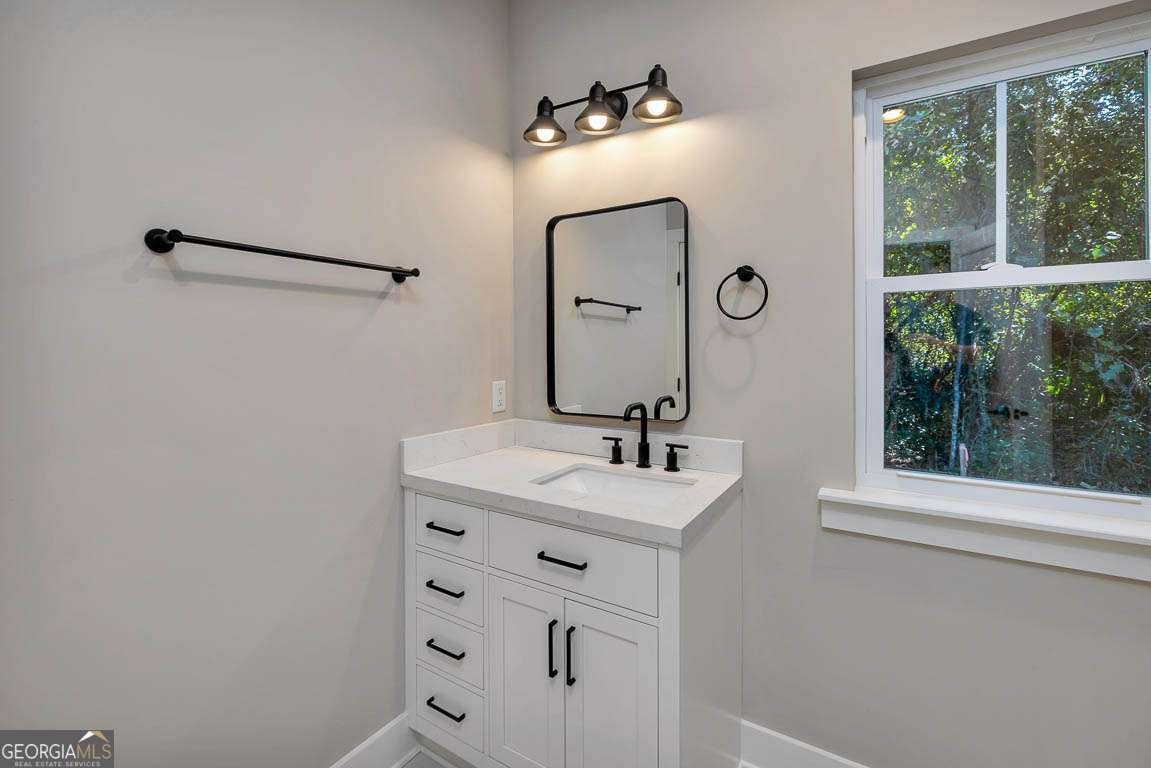 505 Madison Street Darien - 9