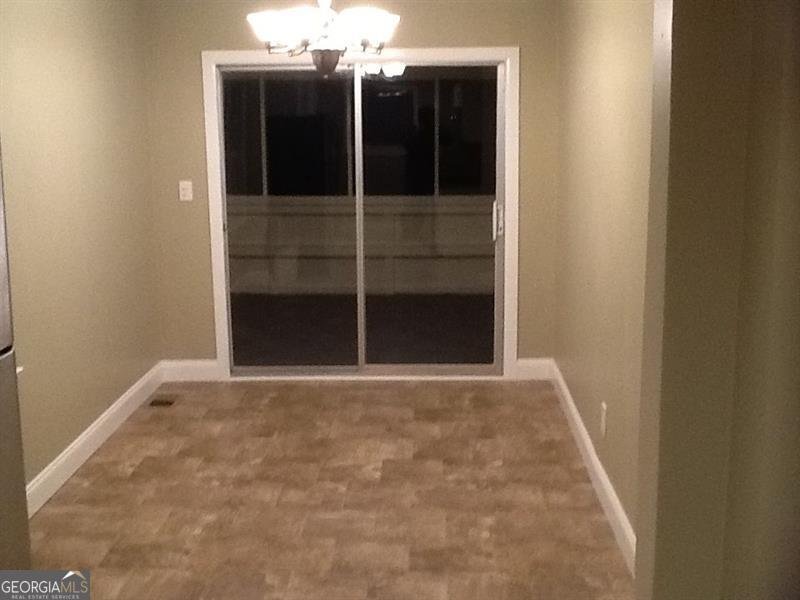 3939 Hillside Lane Douglasville - 17