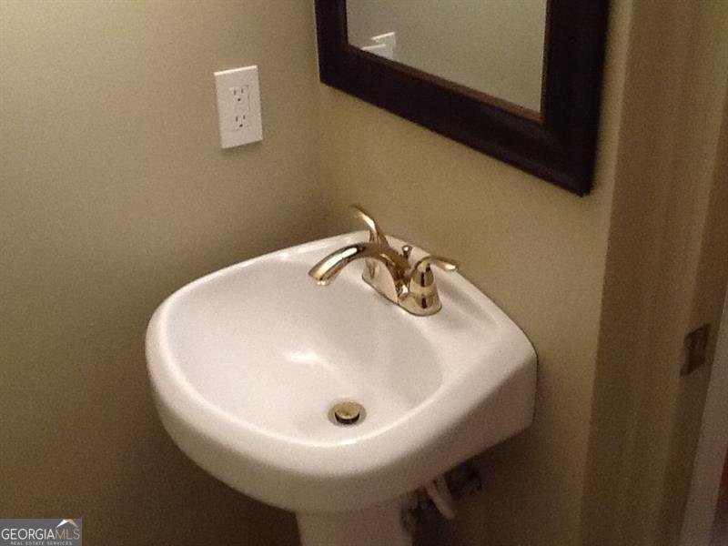 3939 Hillside Lane Douglasville - 23