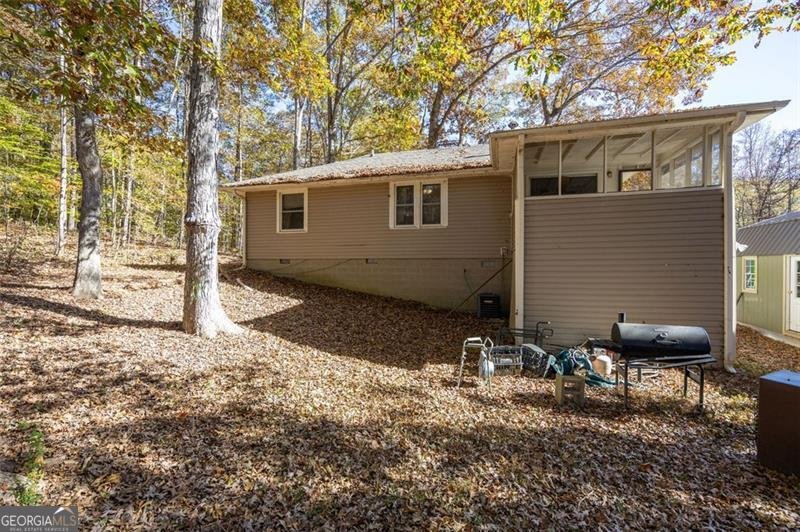 3939 Hillside Lane Douglasville - 31