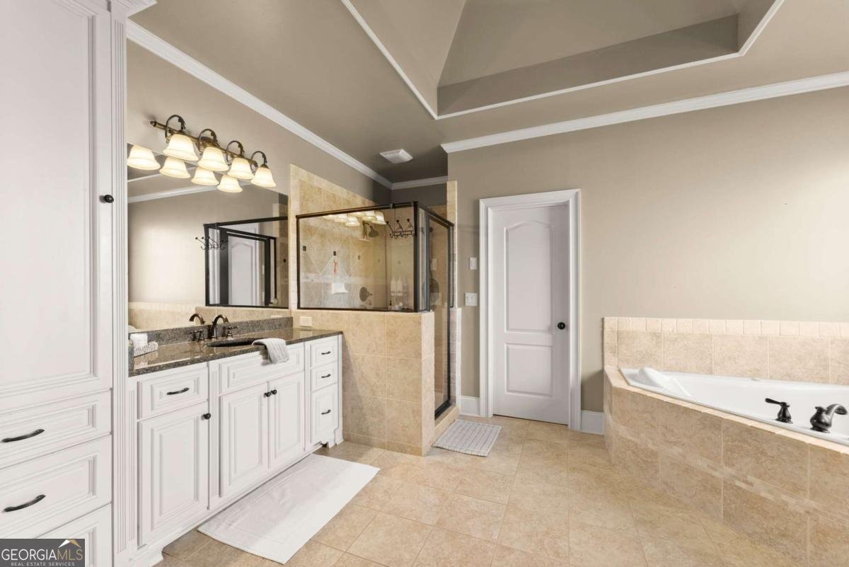 6078 Green Tree Lane Gainesville - 34